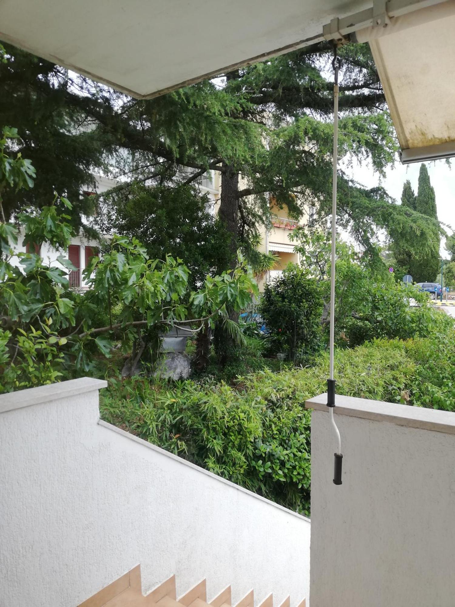 Apartments Poretti For 2,In Center Parking Free In The Yard,6 Min Beach Walk Rovinj Exterior photo