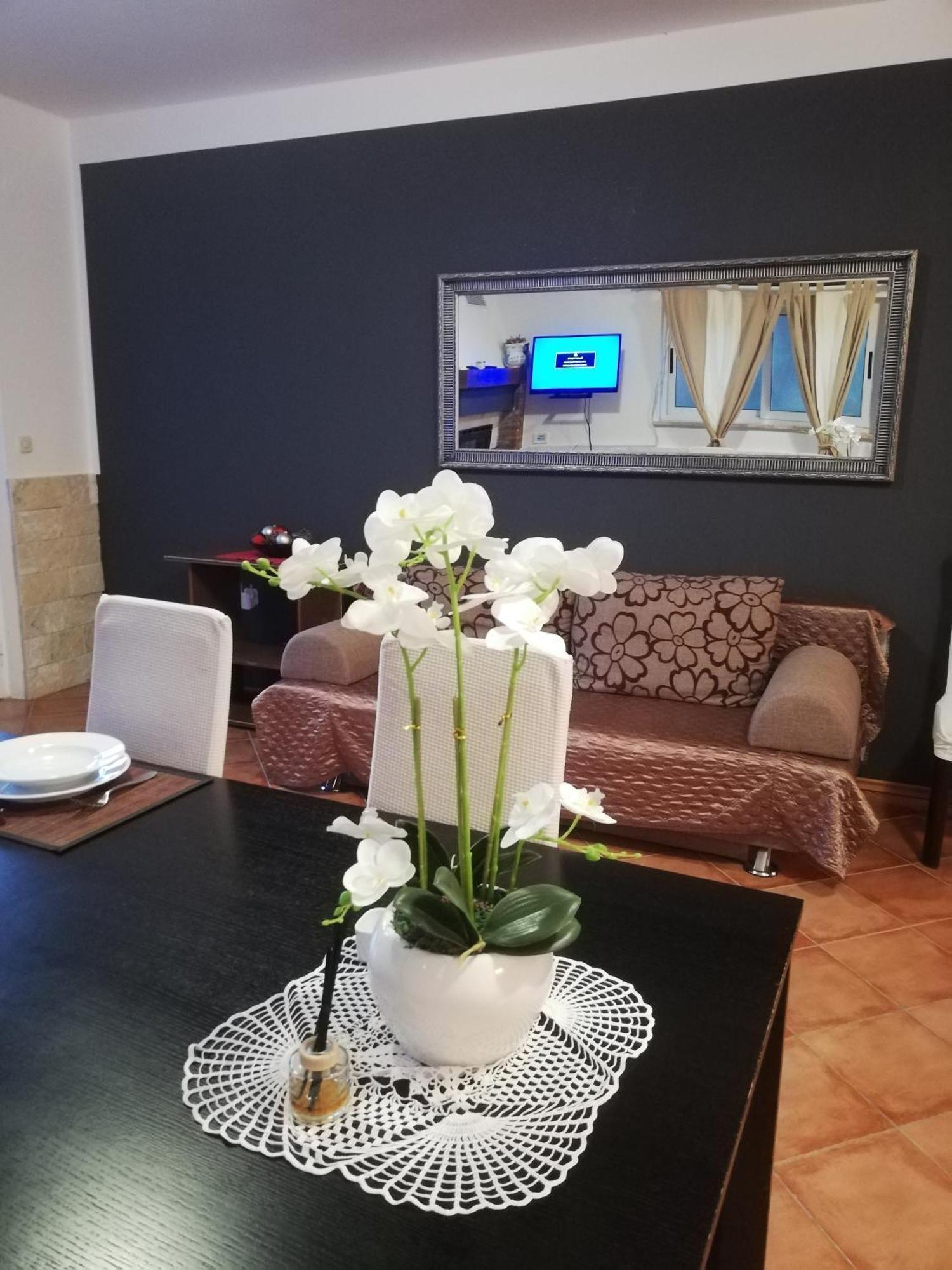 Apartments Poretti For 2,In Center Parking Free In The Yard,6 Min Beach Walk Rovinj Exterior photo